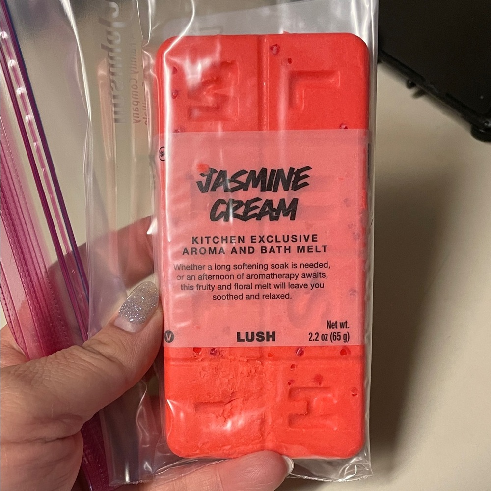 Lush Jasmine Cream Aroma and Bath Melt February Kitchen 2026